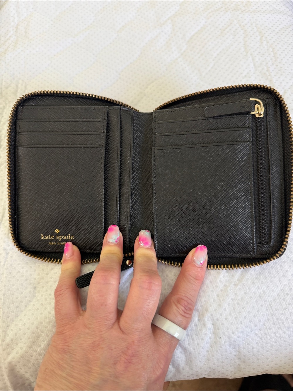 kate spade Black with Cream Scallop Zip Around Wallet - Picture 4 of 4